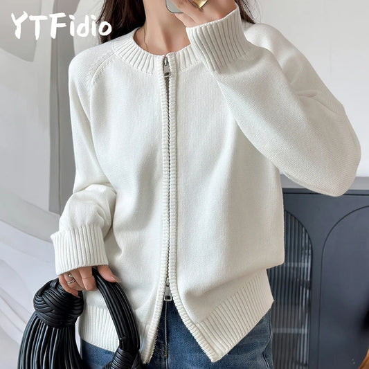 Élise Cardigan – Signature Breton Top