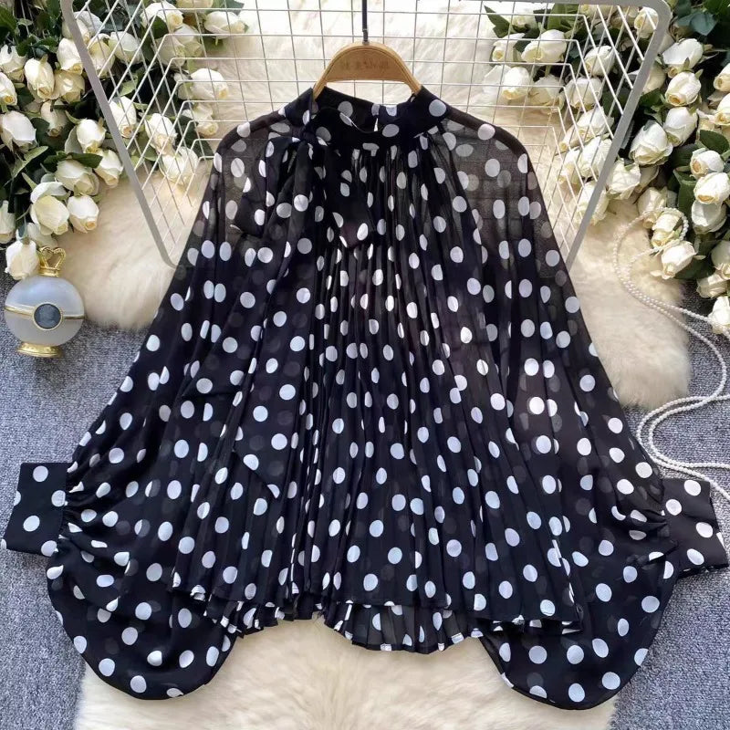 Blouse Élise à pois intemporels pour femme